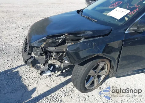 2012 Volkswagen Passat 2.5L Se z USA, uszkodzony, nr VIN 1VWBH7A34CC034770